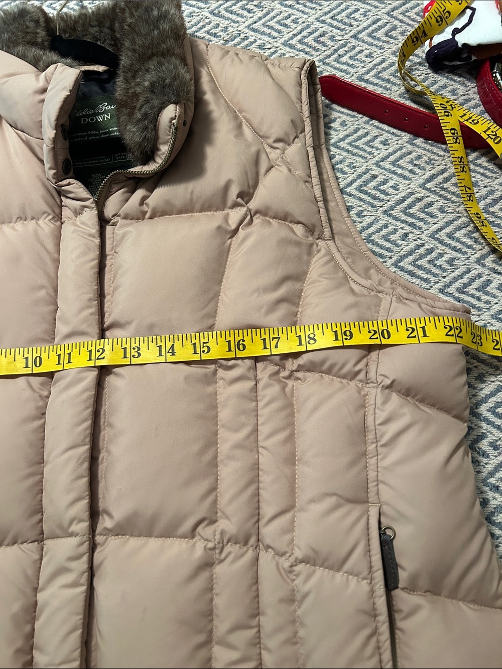 Eddie Bauer Beige Puffer Vest with Faux Fur Collar - Picture 8 of 9